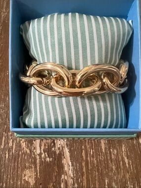 NEW House of Harlow Gold Chunky Bracelet